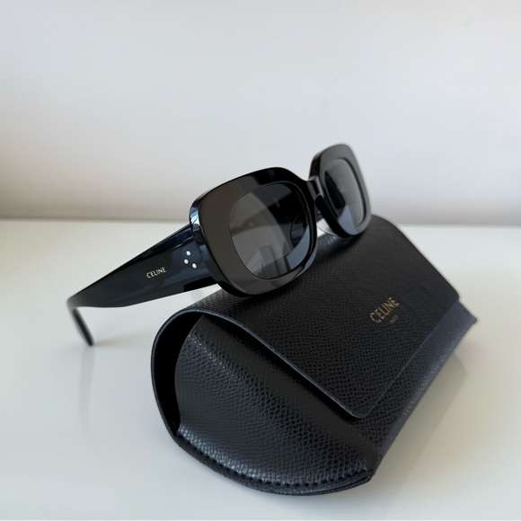 NEW!!! Celine CL40287U 01A black sunglasses Authentic Retail 420$ - Picture 6 of 6